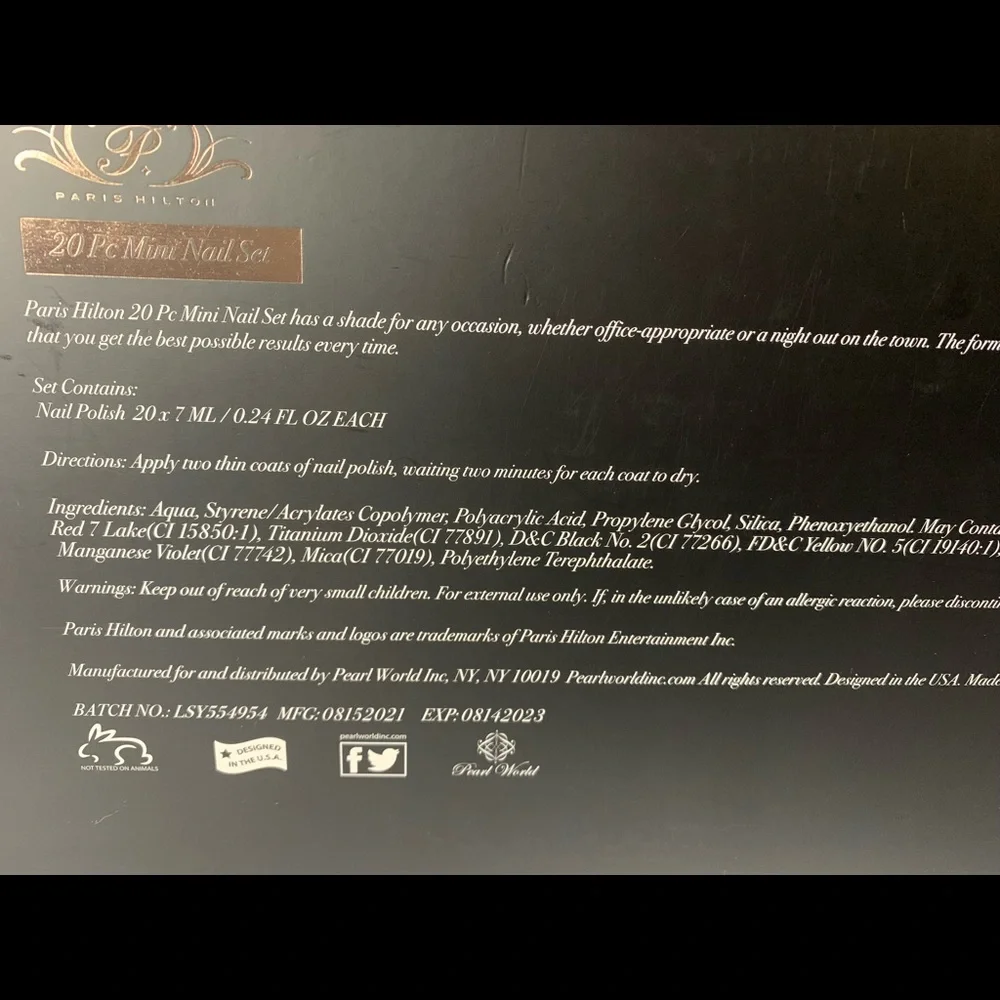 Paris Hilton Nail Set - Picture 7 of 7